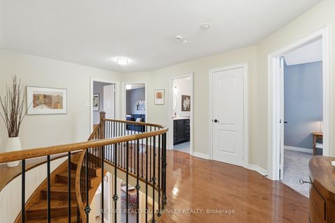 Photo 29 at 228 Sawmill Valley Drive, Summerhill Estates, Newmarket