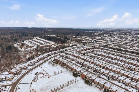 Photo 36 at 228 Sawmill Valley Drive, Summerhill Estates, Newmarket