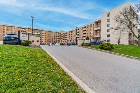 Photo 1 at 112 - 2645 Jane Street, Jane Heights, Toronto