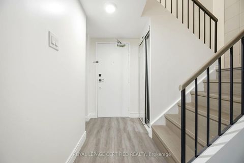 Photo 6 at 112 - 2645 Jane Street, Jane Heights, Toronto