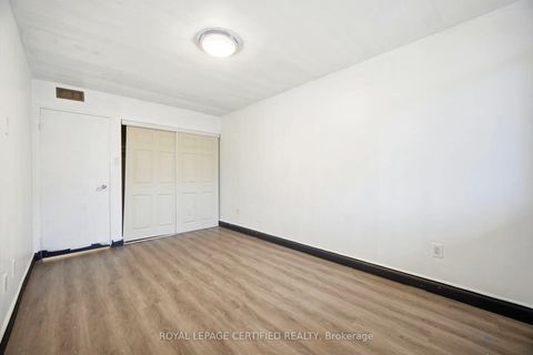 Photo 30 at 112 - 2645 Jane Street, Jane Heights, Toronto