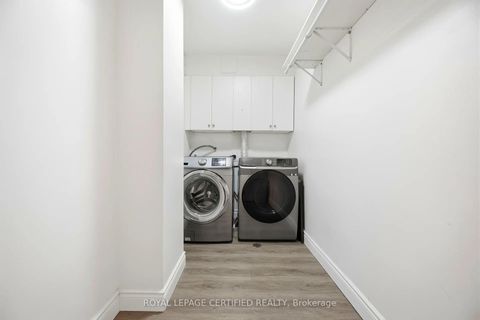 Photo 32 at 112 - 2645 Jane Street, Jane Heights, Toronto