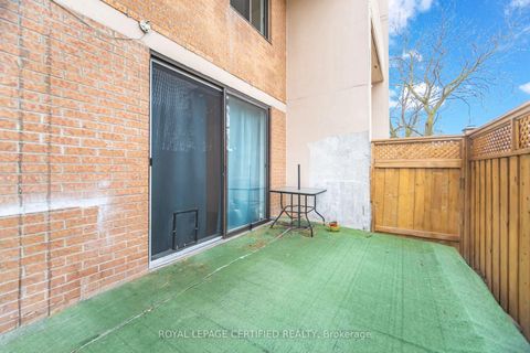 Photo 34 at 112 - 2645 Jane Street, Jane Heights, Toronto