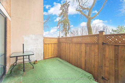 Photo 35 at 112 - 2645 Jane Street, Jane Heights, Toronto