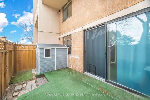 Photo 36 at 112 - 2645 Jane Street, Jane Heights, Toronto