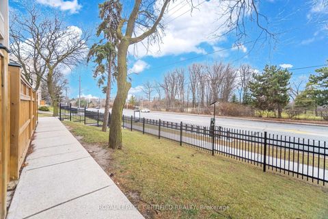 Photo 38 at 112 - 2645 Jane Street, Jane Heights, Toronto