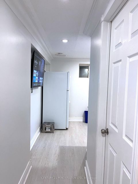 Photo 25 at 272 Conestoga Avenue, Harding, Richmond Hill