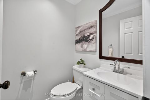 Photo 16 at 26 Elm Grove Avenue, Oak Ridges, Richmond Hill