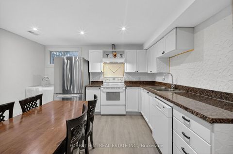 Photo 32 at 26 Elm Grove Avenue, Oak Ridges, Richmond Hill