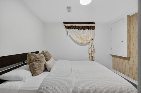 Photo 36 at 26 Elm Grove Avenue, Oak Ridges, Richmond Hill