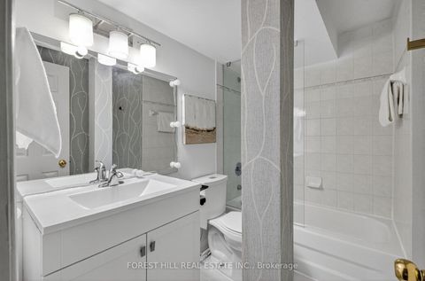 Photo 37 at 26 Elm Grove Avenue, Oak Ridges, Richmond Hill