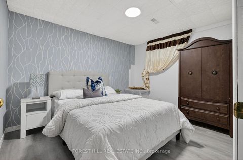 Photo 49 at 26 Elm Grove Avenue, Oak Ridges, Richmond Hill