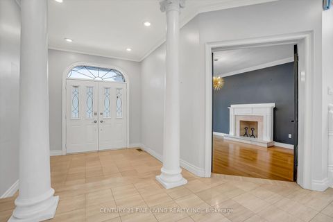 Photo 2 at 140 Bathgate Drive, Centennial Scarborough, Toronto