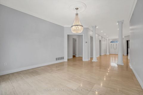 Photo 10 at 140 Bathgate Drive, Centennial Scarborough, Toronto