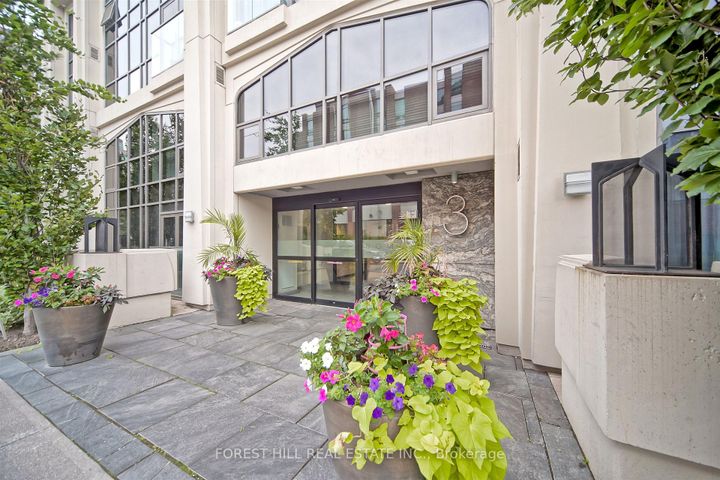 Photo 2 at 501 - 3 McAlpine Street, Annex, Toronto