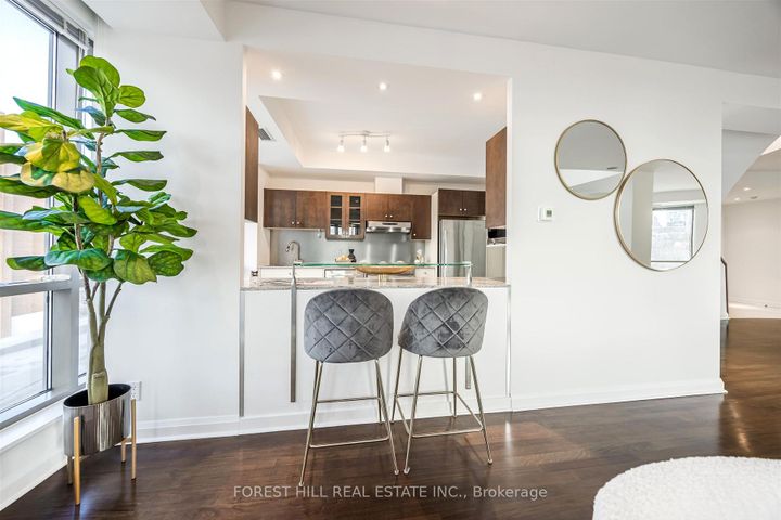 Photo 10 at 501 - 3 McAlpine Street, Annex, Toronto