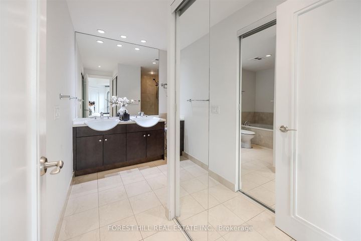 Photo 22 at 501 - 3 McAlpine Street, Annex, Toronto