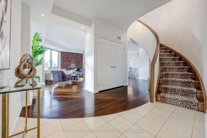 Photo 33 at 501 - 3 McAlpine Street, Annex, Toronto