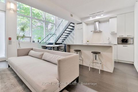 Photo 4 at S116 - 455 Front Street E, Waterfront Communities C8, Toronto