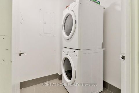 Photo 11 at S116 - 455 Front Street E, Waterfront Communities C8, Toronto