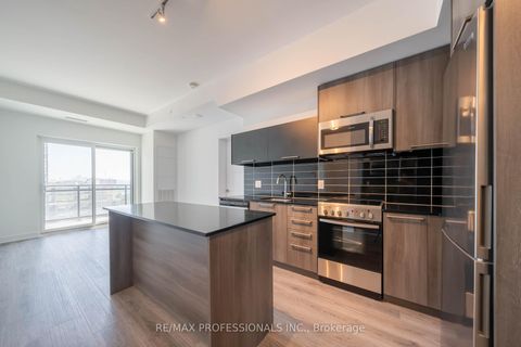 Photo 4 at 901 - 25 Neighbourhood Lane, Queensway, Toronto