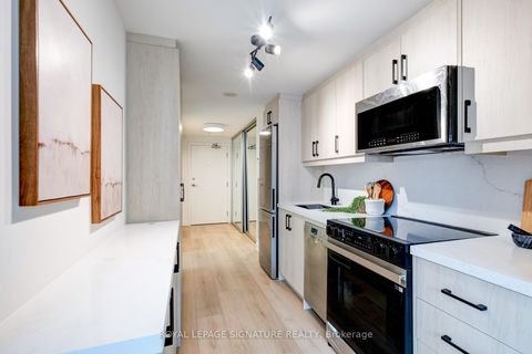 Photo 12 at 704 - 32 Camden Street, Waterfront Communities C1, Toronto