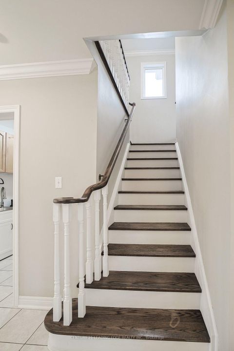 Photo 12 at 130 Solway Avenue, Maple, Vaughan