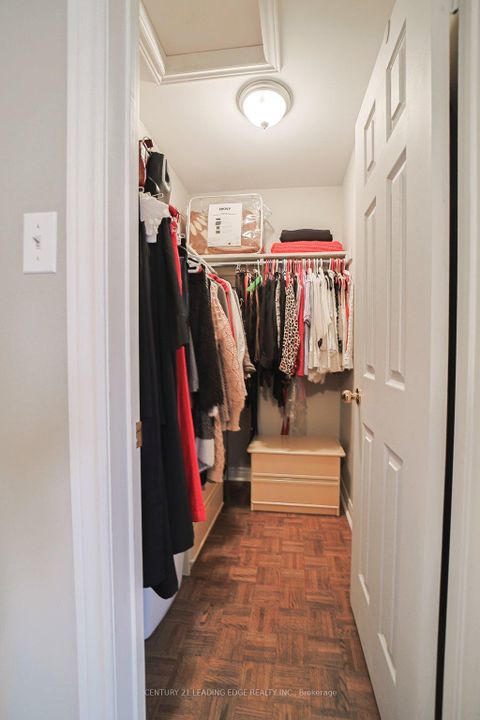 Photo 18 at 130 Solway Avenue, Maple, Vaughan