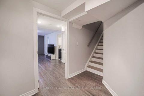 Photo 31 at 130 Solway Avenue, Maple, Vaughan