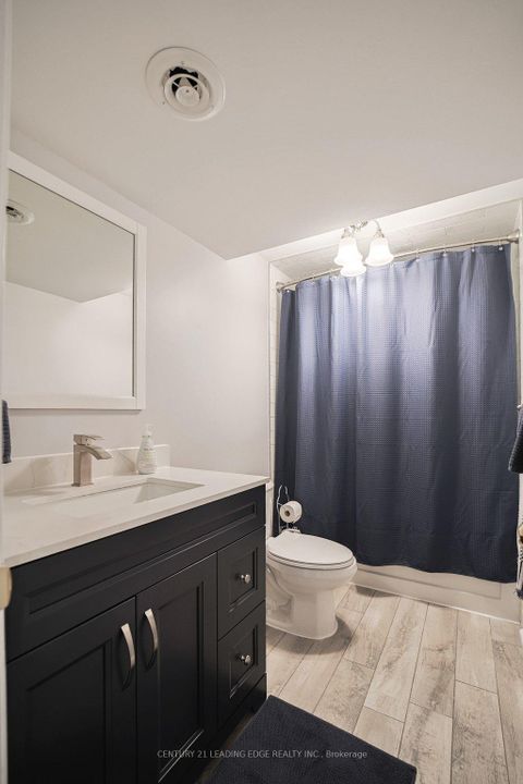 Photo 37 at 130 Solway Avenue, Maple, Vaughan