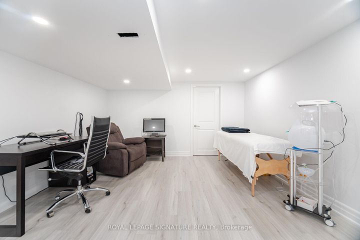 Photo 15 at 2015 Stanfield Road, Lakeview, Mississauga