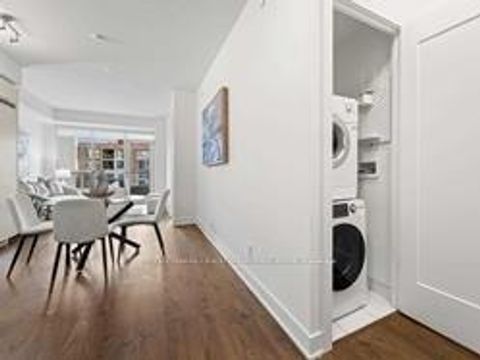 Photo 12 at 813 - 38 Cameron Street, Chinatown, Toronto