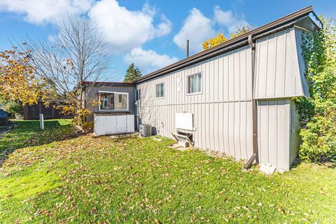 Photo 13 at 15 Riverview Circle, Rural Innisfil, Innisfil