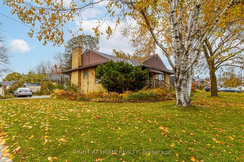 Photo 1 at 205 St Vincent Street, Wellington, Barrie