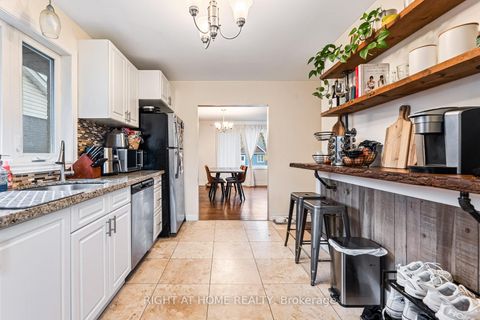 Photo 10 at 205 St Vincent Street, Wellington, Barrie