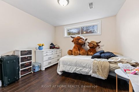 Photo 31 at 205 St Vincent Street, Wellington, Barrie