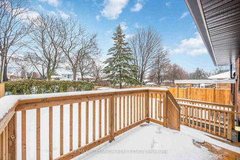 Photo 23 at 131 Applefield Drive, Bendale, Toronto
