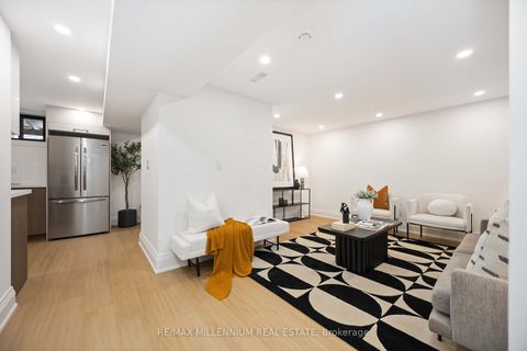 Photo 33 at 131 Applefield Drive, Bendale, Toronto