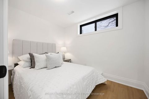 Photo 36 at 131 Applefield Drive, Bendale, Toronto