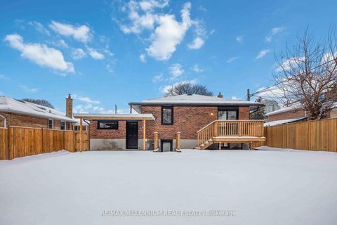 Photo 40 at 131 Applefield Drive, Bendale, Toronto