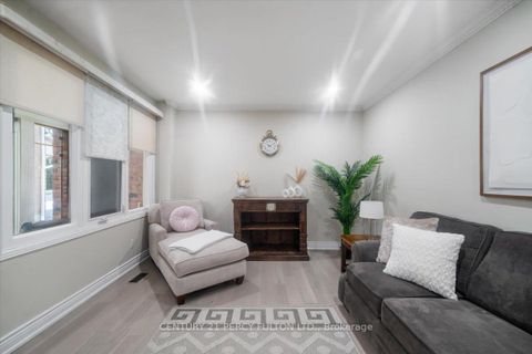 Photo 6 at 38 Carlisle Crescent, Rouge E11, Toronto