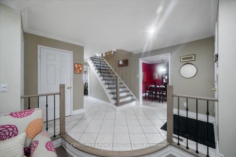 Photo 7 at 38 Carlisle Crescent, Rouge E11, Toronto