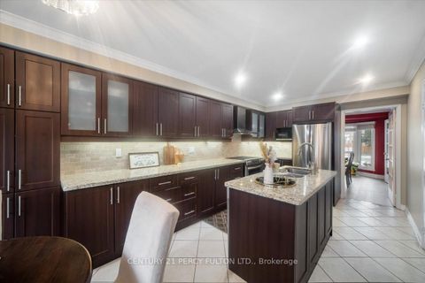 Photo 9 at 38 Carlisle Crescent, Rouge E11, Toronto