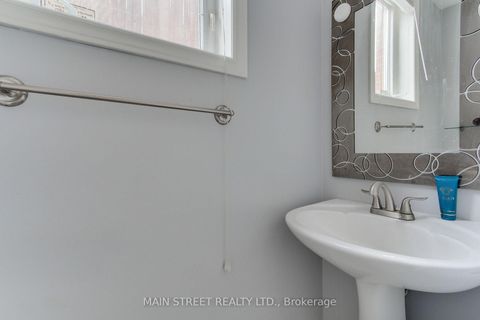 Photo 19 at 164 Glasgow Crescent, Keswick South, Georgina