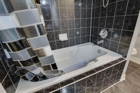 Photo 32 at 164 Glasgow Crescent, Keswick South, Georgina