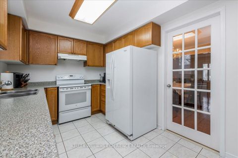 Photo 9 at 132 James Street, Ardagh, Barrie