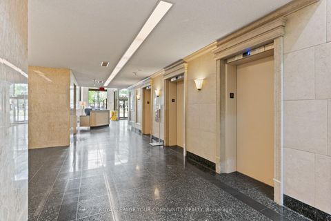 Photo 15 at 208 - 65 Scadding Avenue, Waterfront Communities C8, Toronto