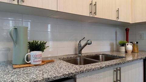 Photo 15 at 833 - 3091 Dufferin Avenue, Glen Park, Toronto