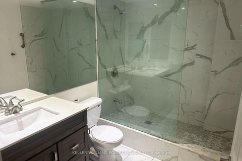 Photo 9 at 841 - 250 Wellington Street W, Waterfront Communities C1, Toronto