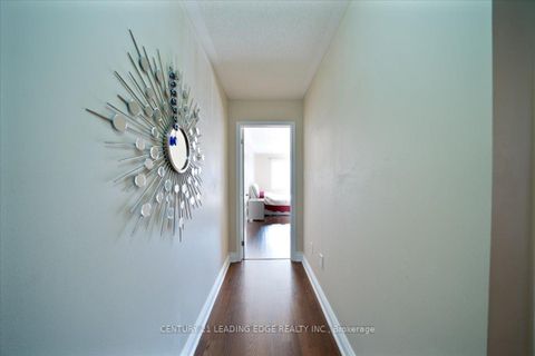 Photo 29 at 15 Coranto Way, Vellore Village, Vaughan